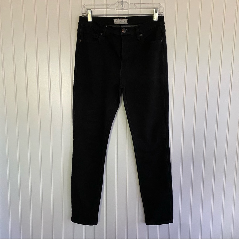 Free People skinny black jeans SIZE 27